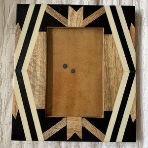 Black and Wood 4 x 6 Frame
